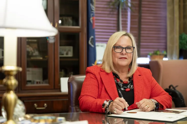 CDL mill legislation signed by Shapiro